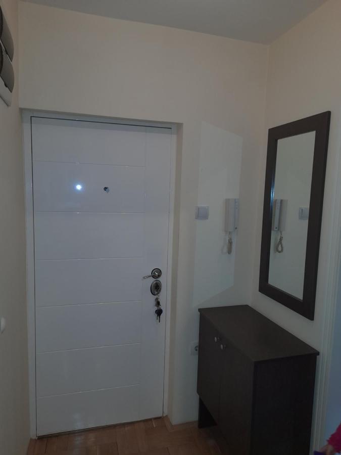 For You Apartman Ni Exterior foto